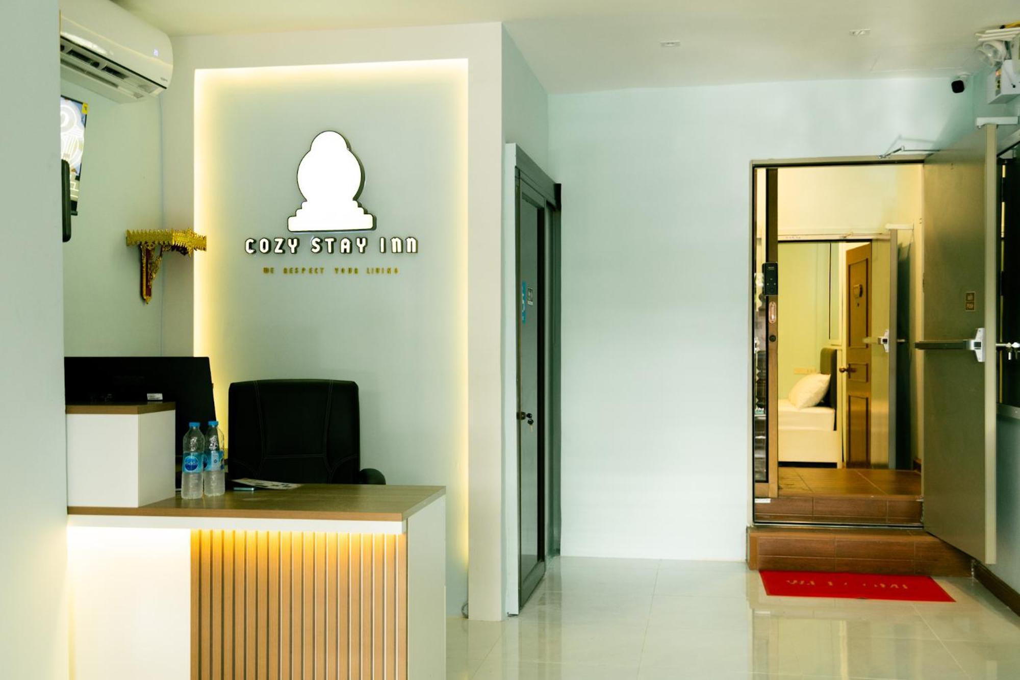 Cozy Stay Inn Bangkok Exterior photo