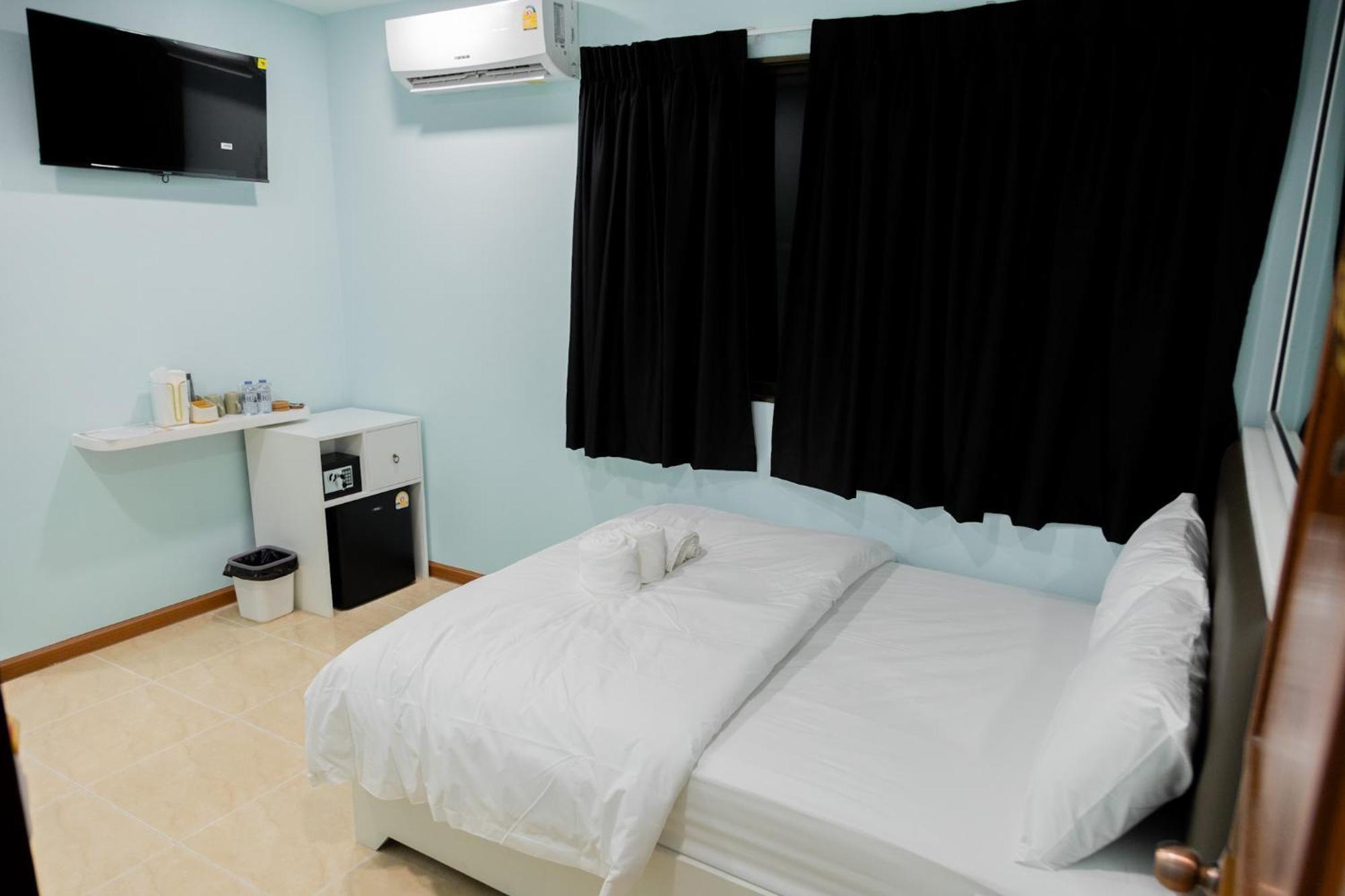 Cozy Stay Inn Bangkok Exterior photo