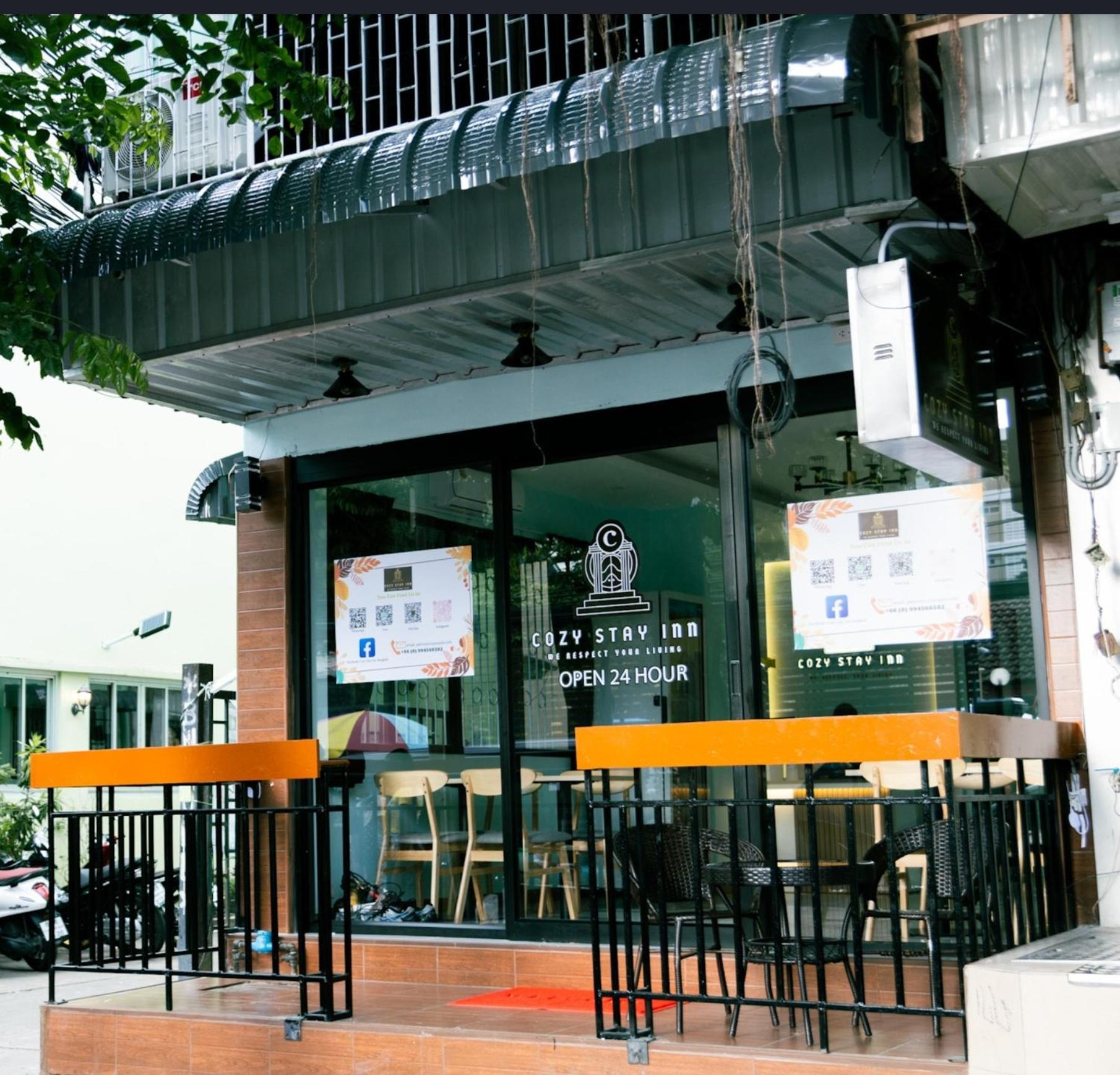 Cozy Stay Inn Bangkok Exterior photo